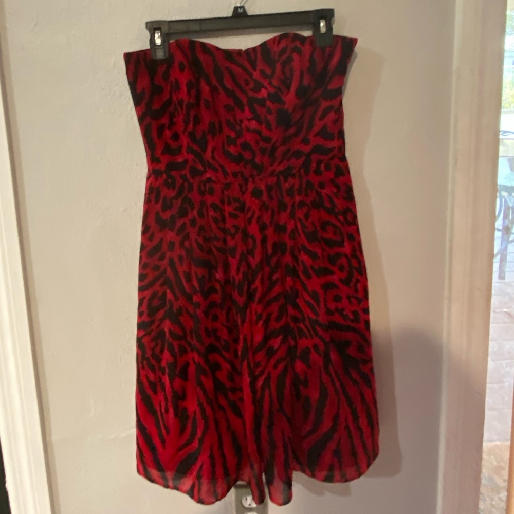 Never Worn WHBM strapless dress